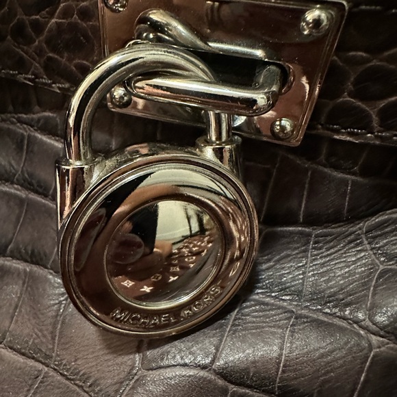 MK Hamilton Bag Medium Size Crocs - Picture 2 of 6